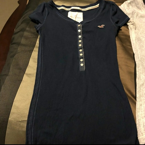 Hollister tops - Picture 2 of 3